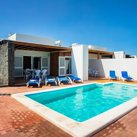 Aleksandra Villa Playa Blanca (Lanzarote)