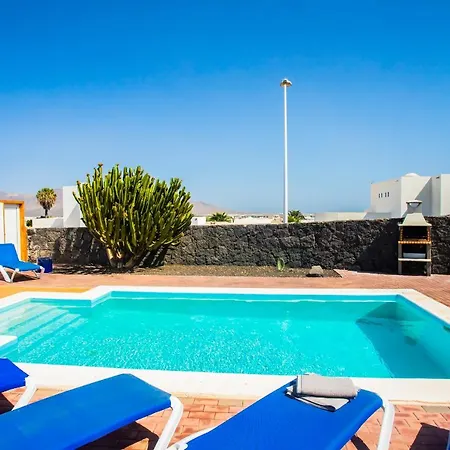 Aleksandra Villa Playa Blanca (Lanzarote)