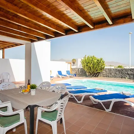 Villa Aleksandra Playa Blanca